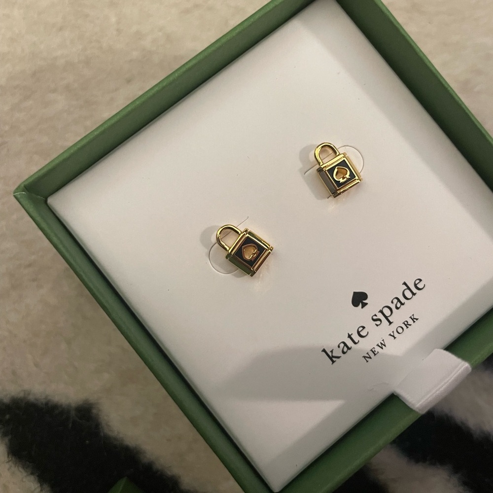 KATE SPADE Gold-Plated Lock and Spade Cutout Padlock Stud Earrings NWT✨✨✨ - Picture 3 of 9